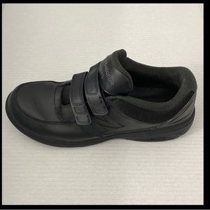 NEW BALANCE ROLL BAR MENS SNEAKERS